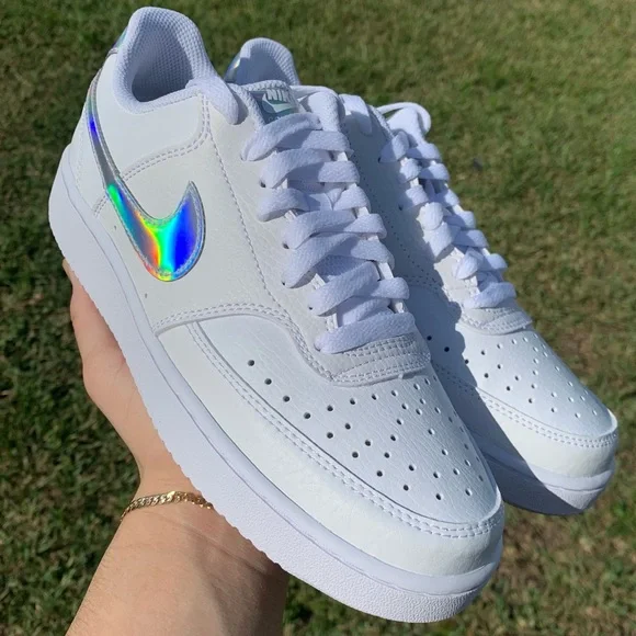 NEW NIKE COURT SHOES WHITE - Picture 1 of 3